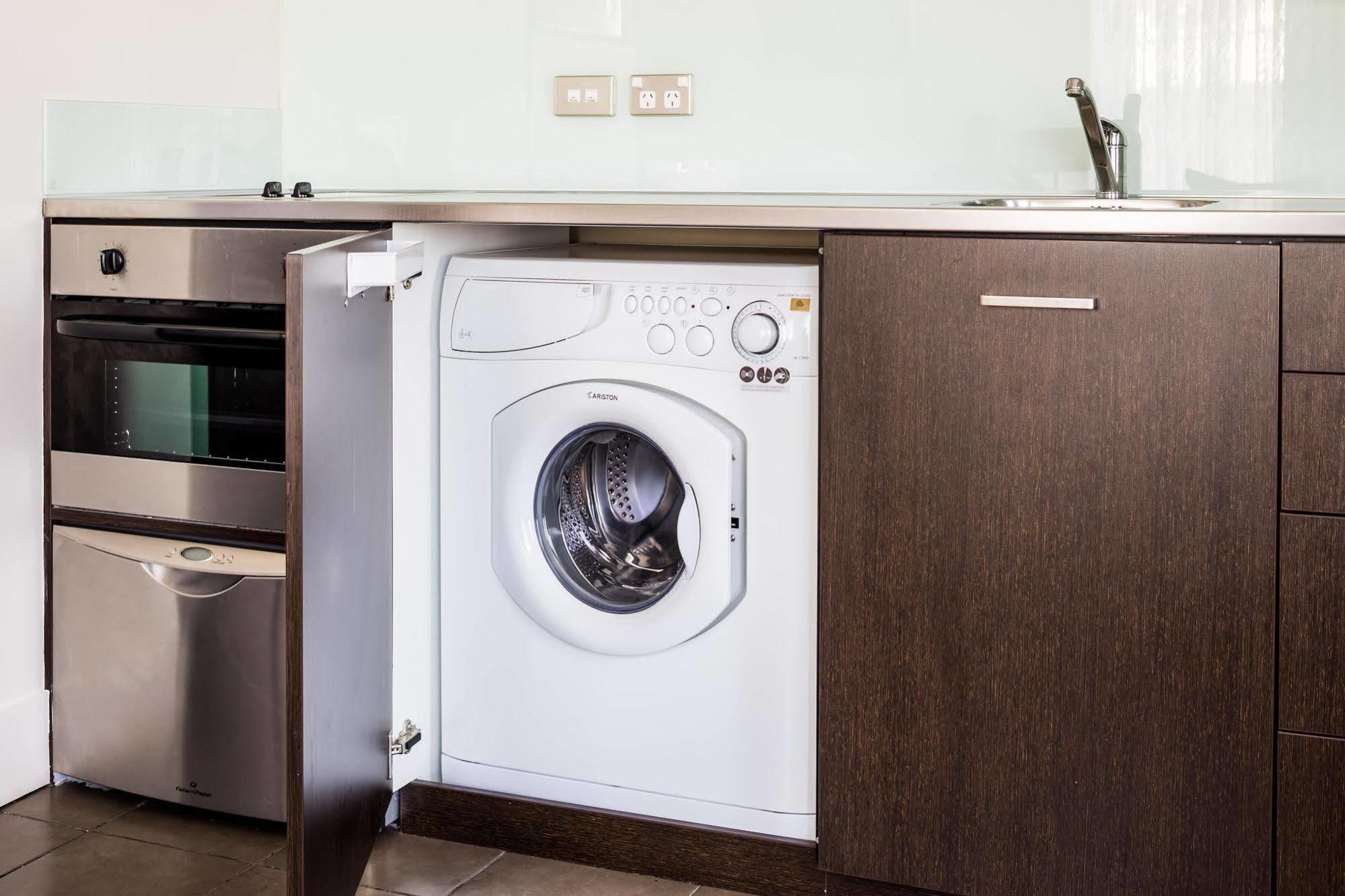 فندق بولتون ويلينغتون المظهر الخارجي الصورة An integrated washing machine
