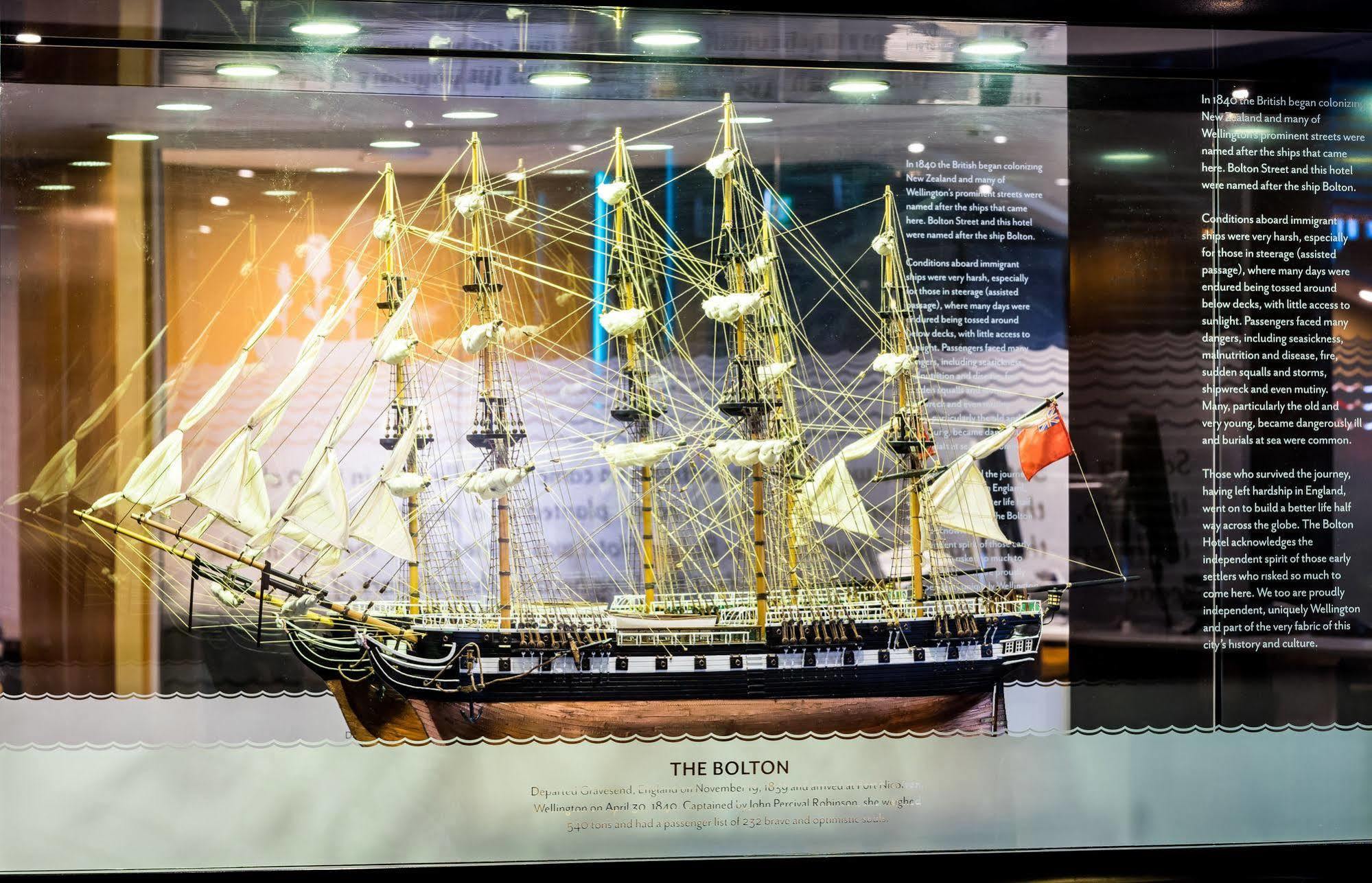 فندق بولتون ويلينغتون المظهر الخارجي الصورة Model of the ship at the National Maritime Museum